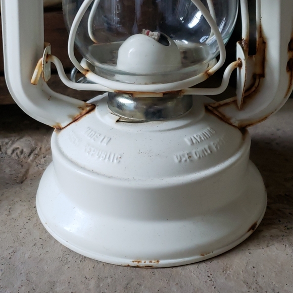 ge Meva #864 Kerosene Lanterns - Picture 2 of 11